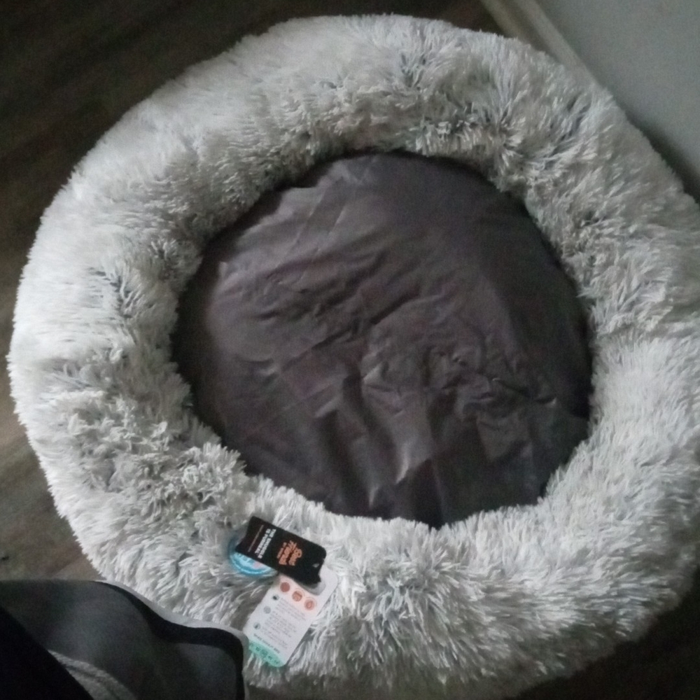 Cozy Gray Pet Bed